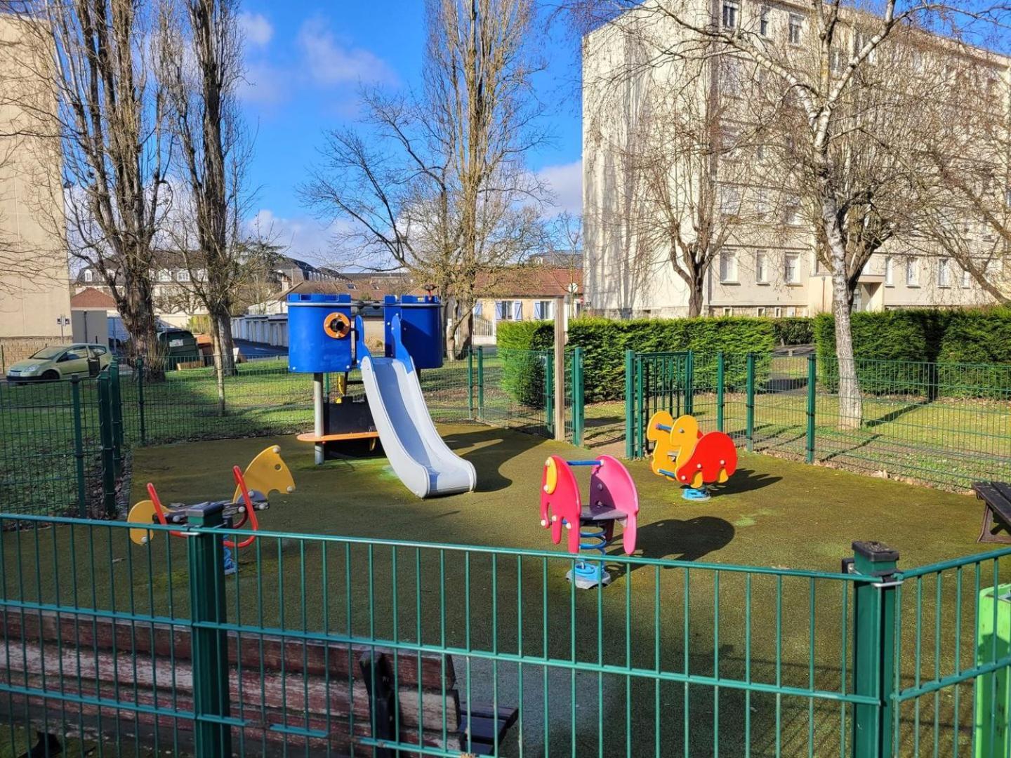 Apartamento La Compiegnoise - Spacieux - Lumineux - Cosy Compiègne Exterior foto